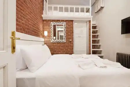 White Palace Old City Boutique - 30