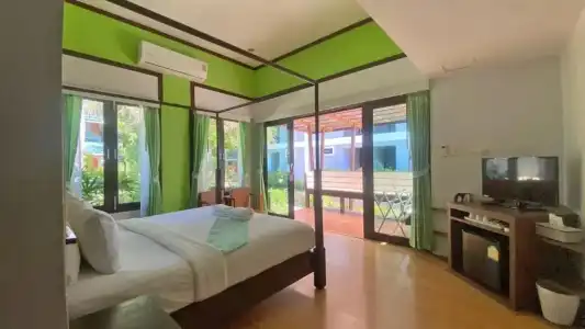 Phi Phi Andaman Beach Resort - 96