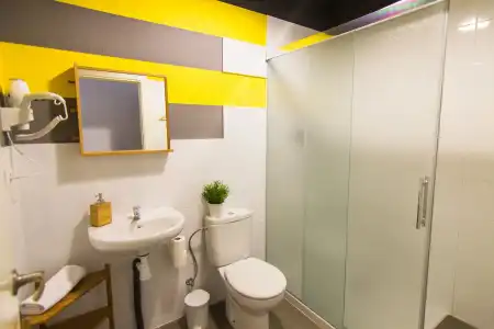 Bed & Bike Hostel Barcelona - 7