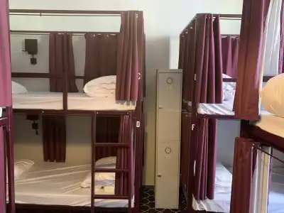 Safestay Brussels Grand Place - 79