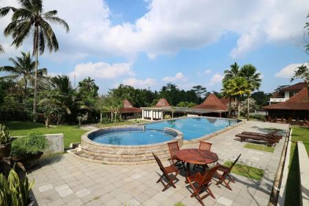 The Cangkringan Jogja Villas & Spa - 16