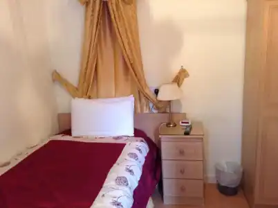 Acorn Guest House - 35