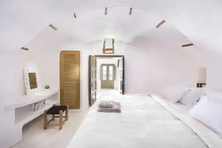 Sophia Luxury Suites - 35