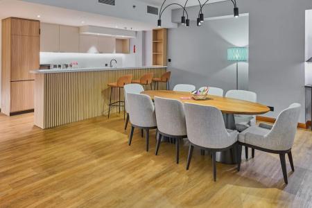 Ramada & Suites by Wyndham Dubai JBR - 116
