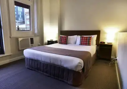 Adelaide Mansions Serviced Apartments - 4