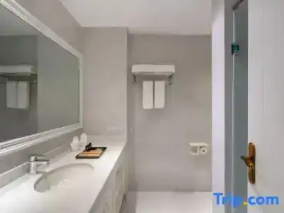 Snowy Sands Resort - 33