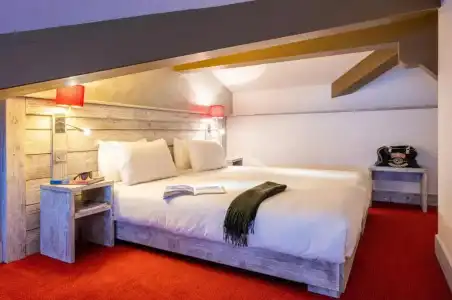 Hôtel L’Aiguille Percée - 59