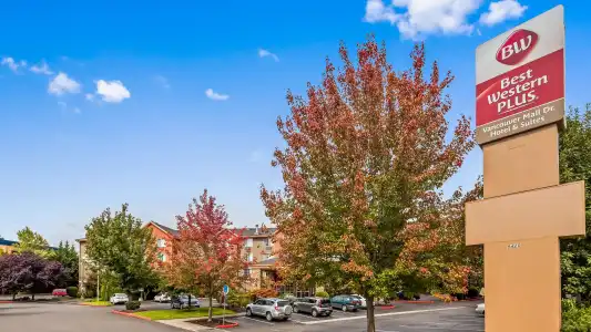 Best Western Plus Vancouver Mall Dr. & Suites - 20