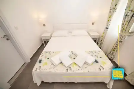 Ni̇li̇a Bozcaada - 53