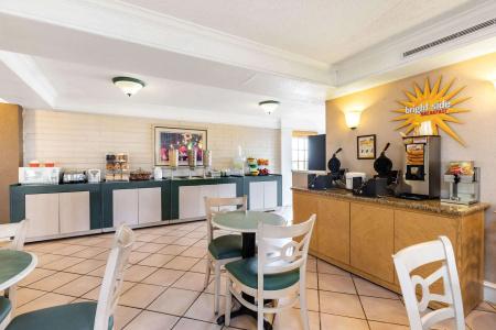 La Quinta Inn by Wyndham El Paso West - 14