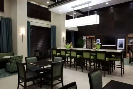 Hampton Inn & Suites Los Angeles/Hollywood - 27
