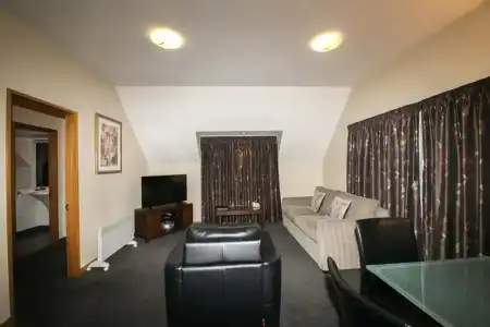Allan Court Motel - 120