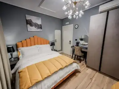 Vila Tirana - 3