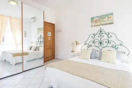 B&B Piazza Fratti - 57