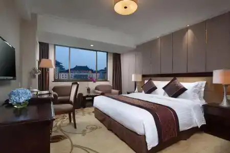 Jinjiang West Capital International - 35