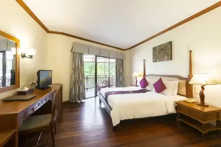 Khaolak Bay Front Resort - 44