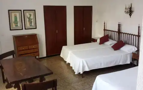 Hostal Ca's Bombu - 6