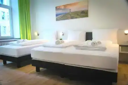Bestprice Aachen Hauptbahnhof - 3