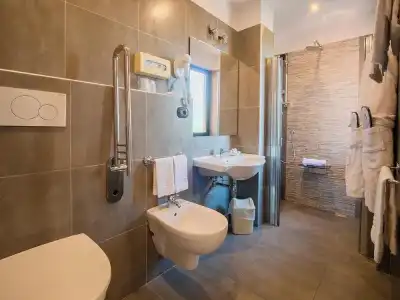 Central Wellness - 141