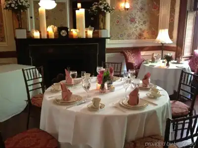 The Inn at Irving Place - 12
