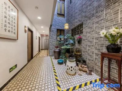 Yu Yue Mansion - 11