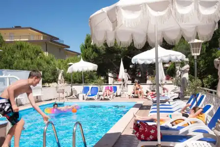 Trevi - 7