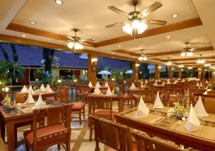 Horizon Patong Beach Resort & Spa - 26