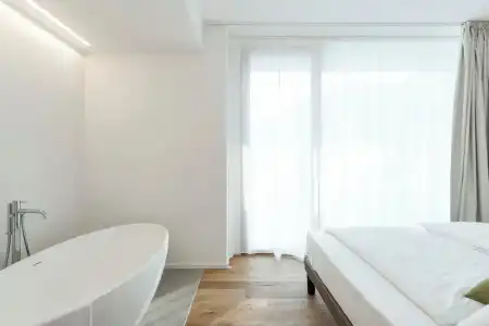 Garda Lake Suite - 98