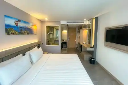 Clarian Beach Patong - 41