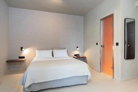 Hotel - 138