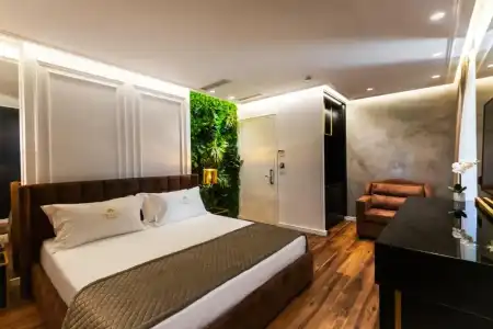 La Suite Boutique - 172