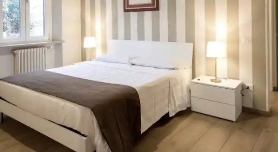 Regis Condo - 201