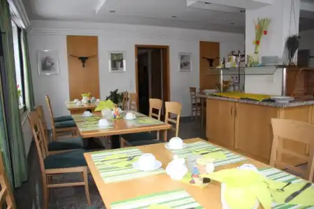 Gasthof Gruener Wald - 17