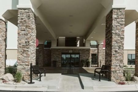 Hampton Inn Bismarck - 27