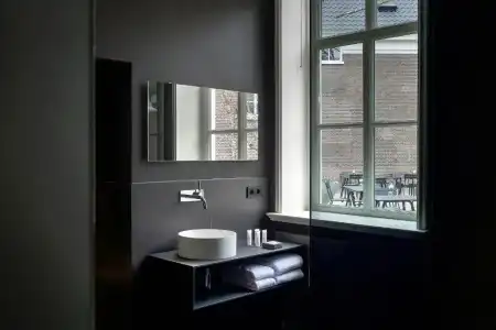 Kazerne - 53