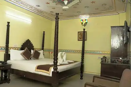Vaishnavi - 103
