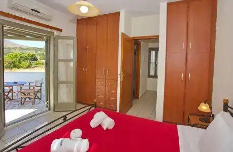 To Pithari - 85