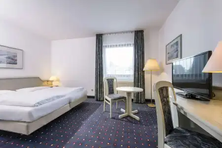 Wyndham Garden Düsseldorf - 1