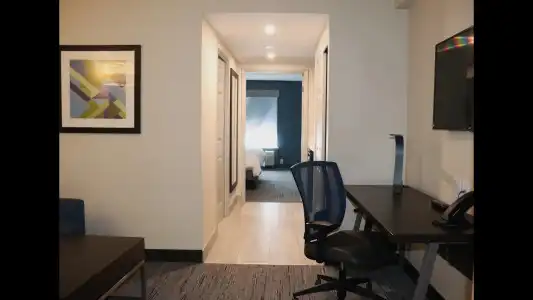 Holiday Inn Express & Suites Brampton by IHG - 49
