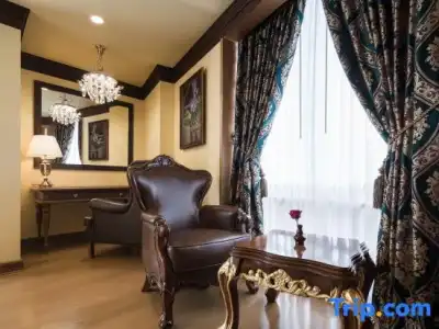 Peak Nimman Prestige - 98