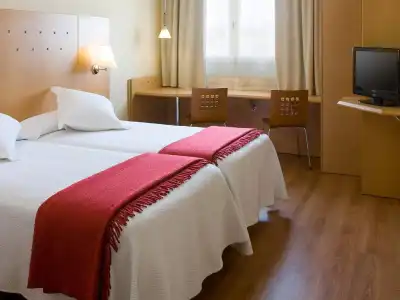 Holiday Inn Express Logrono Rioja by IHG - 2