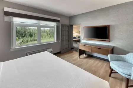 Four Points by Sheraton Barrie - 51