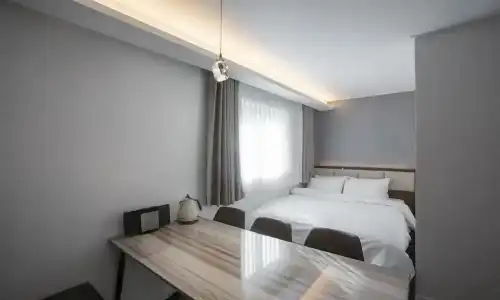 Busan Lounge 26 - 52