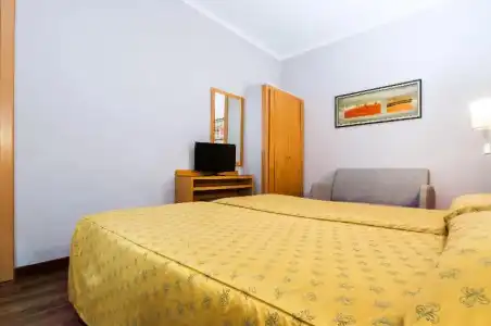 Ripoll Apartments - 34