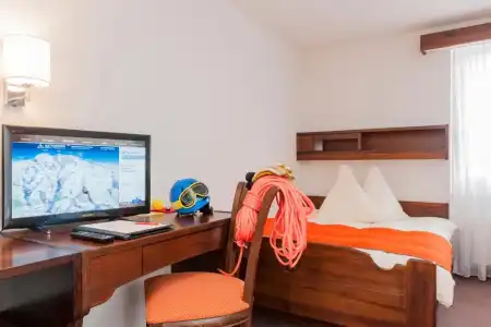 Basecamp - 57
