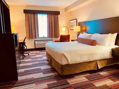 Best Western Plus Stoneridge Inn & Conference Centre - 58