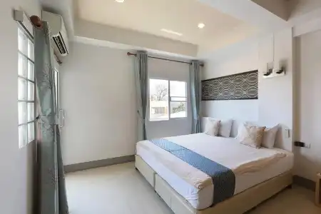 V Place Residence - 56