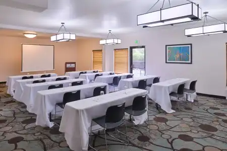 Wingate By Wyndham - Greenville-Airport - 17
