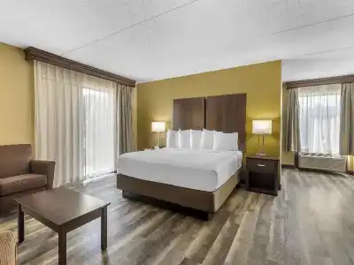 Best Western Plaza Inn - 108