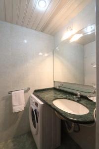 Lucky Hostel - 12